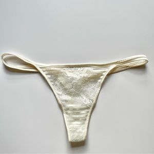 La Perla Malizia nwot silk thong panties sheer lace size small